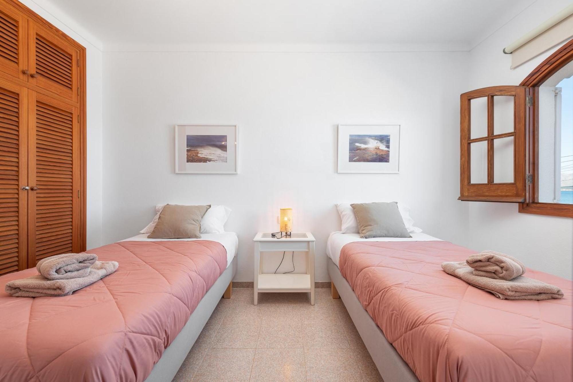 Ses Ones With Sea Views Villa อัลกูเดีย ภายนอก รูปภาพ